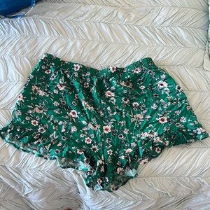 Forever 21+ Green Floral Print Shorts 2X